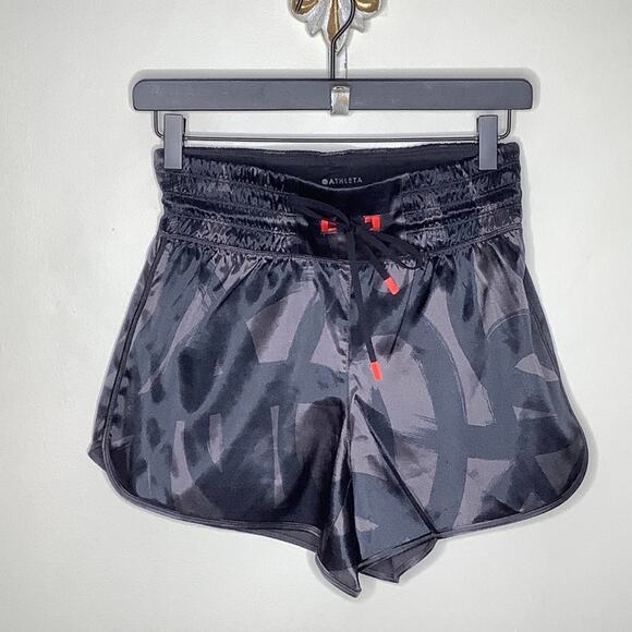 ATHLETA Tenacity Shorts 5" Black Satin {VV27} - Picture 4 of 7